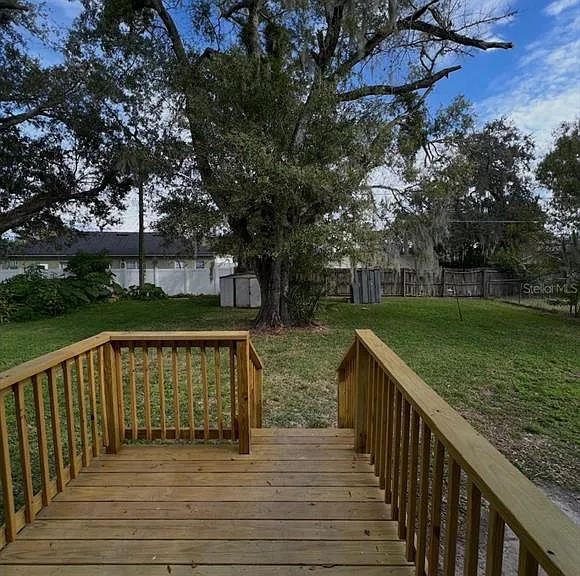 715 S Clyde Ave — Photo 4