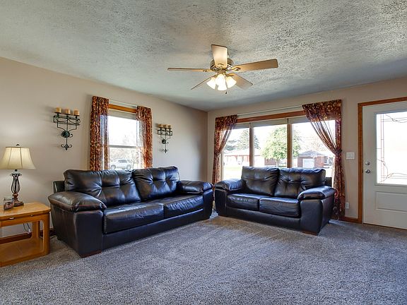 3rd image of 10403 Casalanda Dr