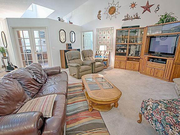 4th image of 3245 SE 23rd Pl