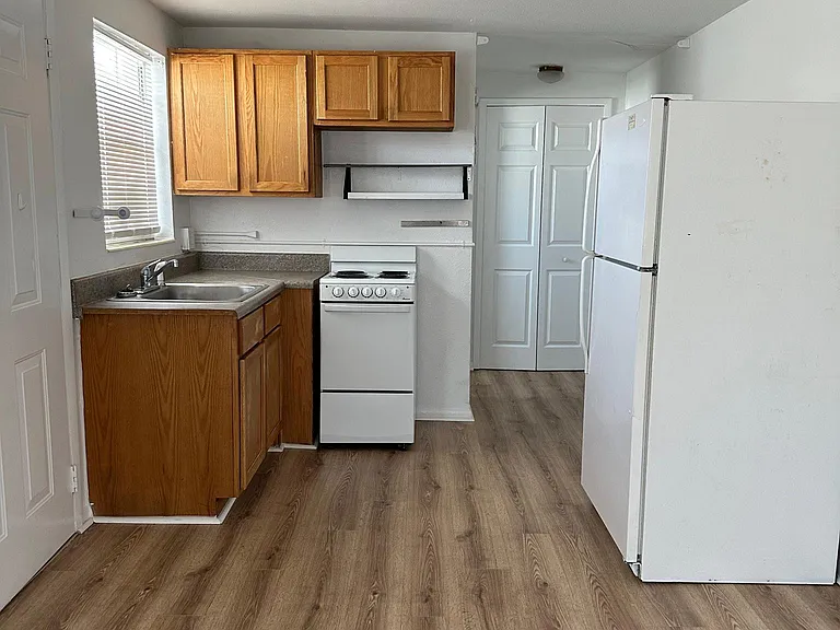 3208 N Armenia Ave #A — Photo 5