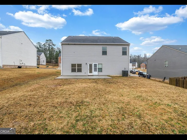 205 Twin Lakes Dr — Photo 17