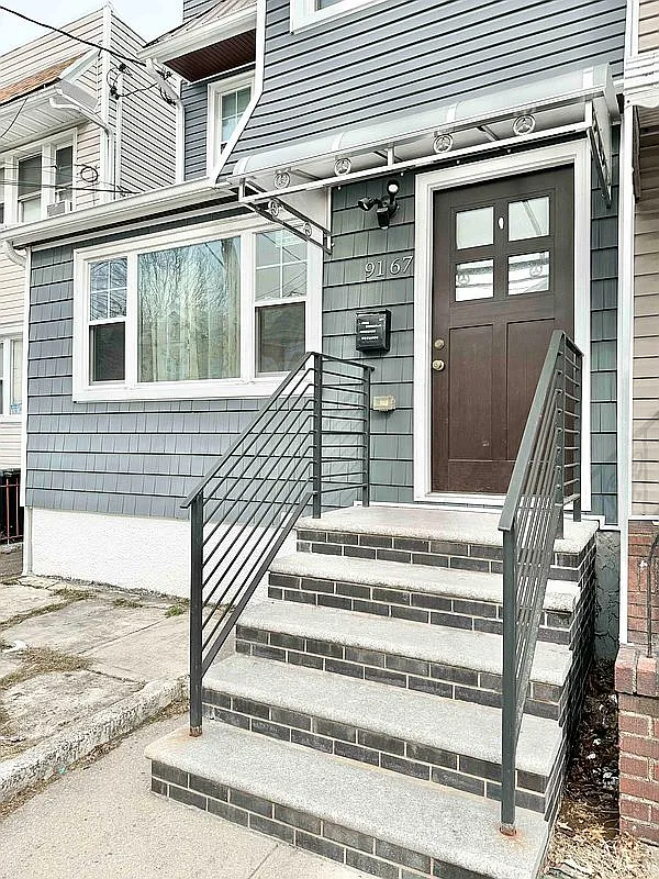 9167 85th St photo 1