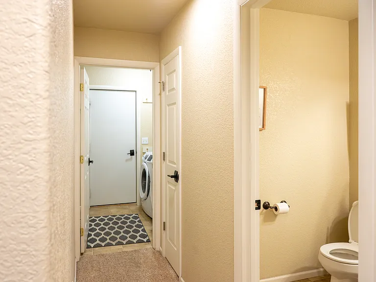 1007 Boswell Dr — Photo 12