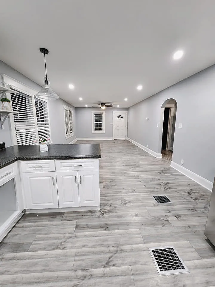 2 bed, 936 sqft, $1,200 — Photo 1