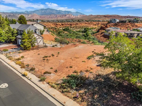 446 Quail Vis, Washington, UT 84780