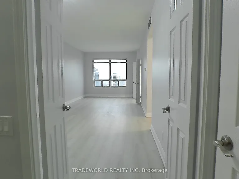 33 Empress Ave #3002 — Photo 6
