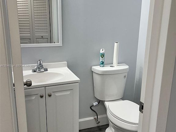 5th image of 359 Preston E #359-I
