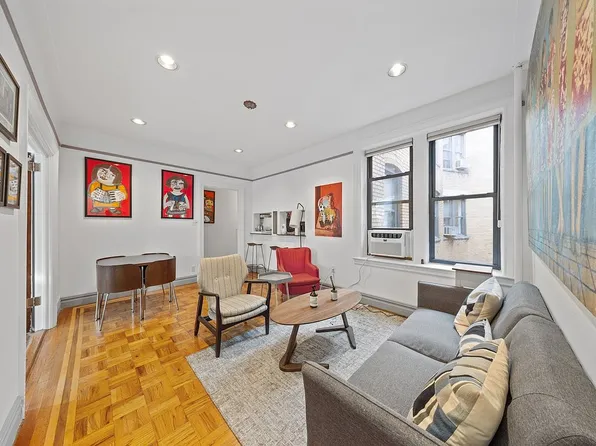 332 E 84th St APT 4C, New York, NY 10028