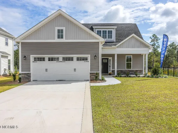 106 Ivy Court, Burgaw, NC 28425