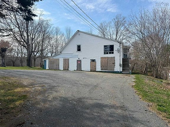2nd image of 3413 Clementsvale Rd