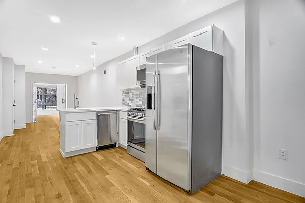 Rented by Hunter & Harley Realty LLC | media 10