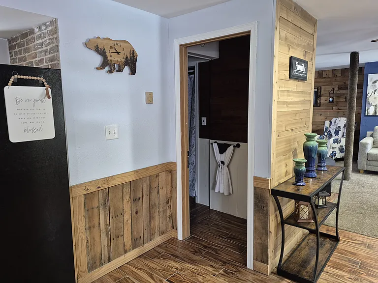 144 Chapman Cir — Photo 10
