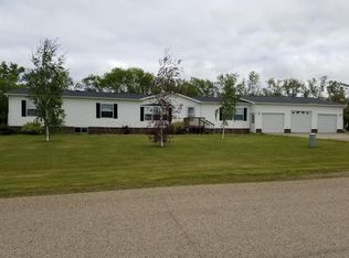 210 Lylac Cir, Forman, ND 58032