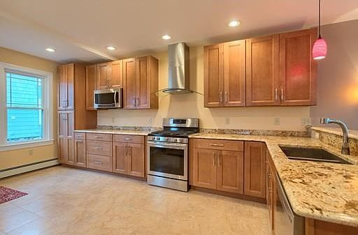 3rd image of 45 Lamoille Ave
