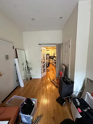 Rented by Nooklyn NYC LLC | media 13