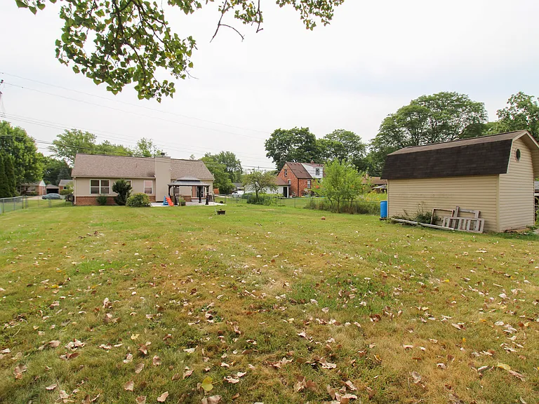 14777 Cavell St — Photo 27
