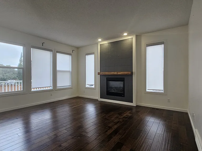158 Masters Point SE — Photo 8