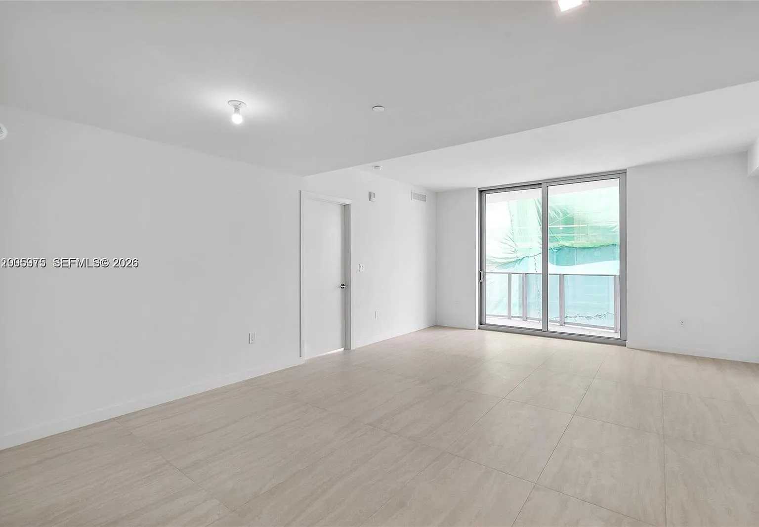 Viceroy Residences — Photo 3