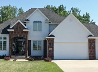 23162 River Valley Dr, Adel, IA 50003