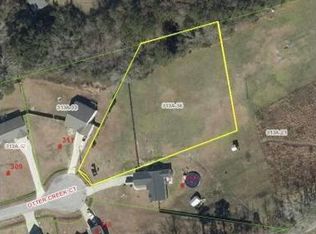 313 Otter Creek Court, Richlands, NC 28574