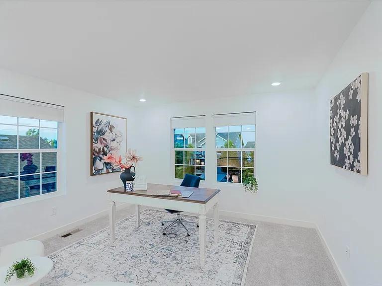 2225 Lombardy St — Photo 16