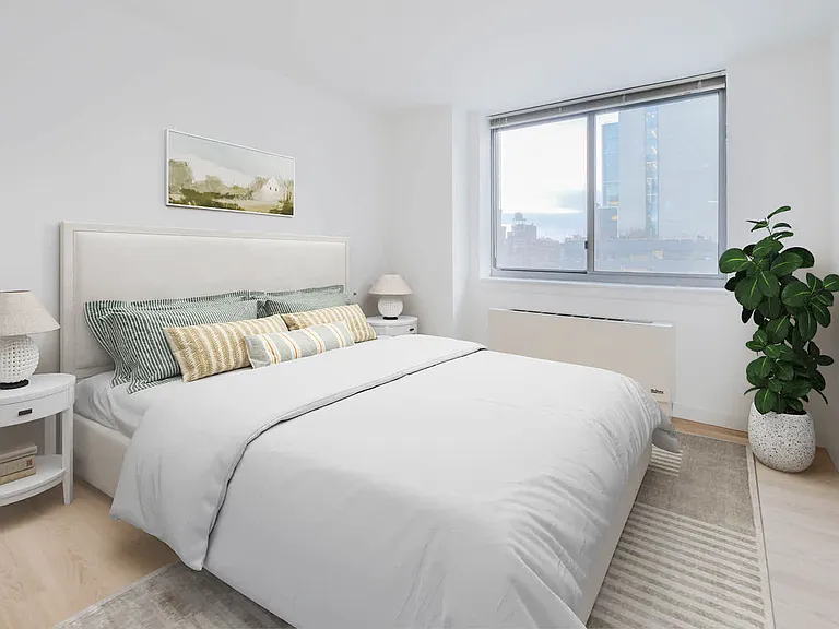 400 W 37th St #7R — Photo 48