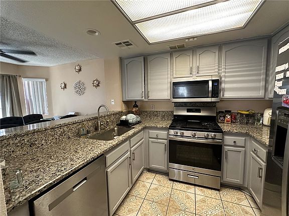 4th image of 5147 Moonraker Rd