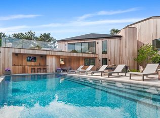 14 Shipwreck Dr, Amagansett, NY 11930