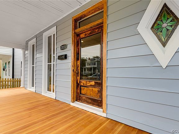 5th image of 2111 Fairmount Ave