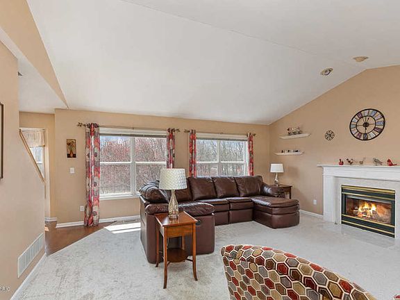 5th image of 2785 Bryanwood Dr NW