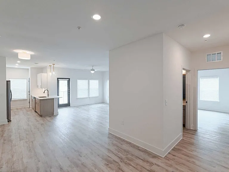 Forena Luxury Living — Photo 119