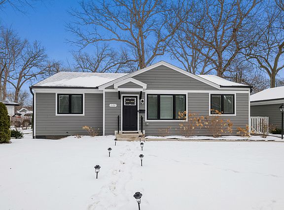 3rd image of 1177 Ridge Rd