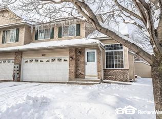 9971 Hamlet Ln S, Cottage Grove, MN 55016