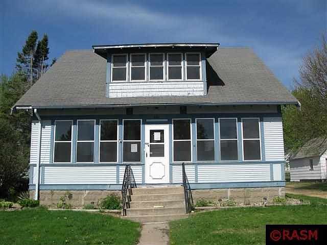 1st image of 321 S Lincoln St