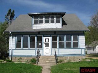 321 S Lincoln St, Lake Crystal, MN 56055