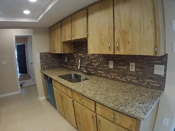 4th image of 12727 Balsam Ave