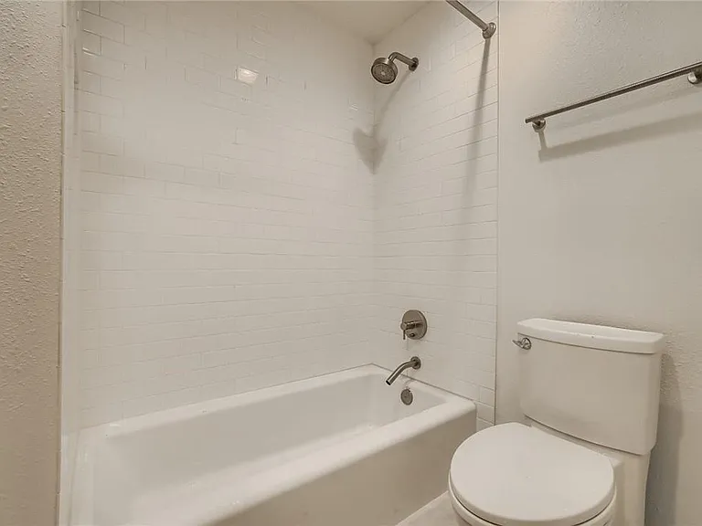 718 Bermuda — Photo 26