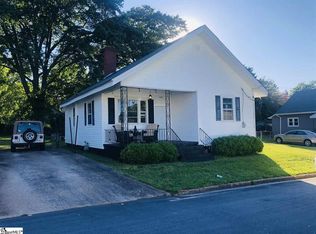 208 S 4th St, Easley, SC 29640