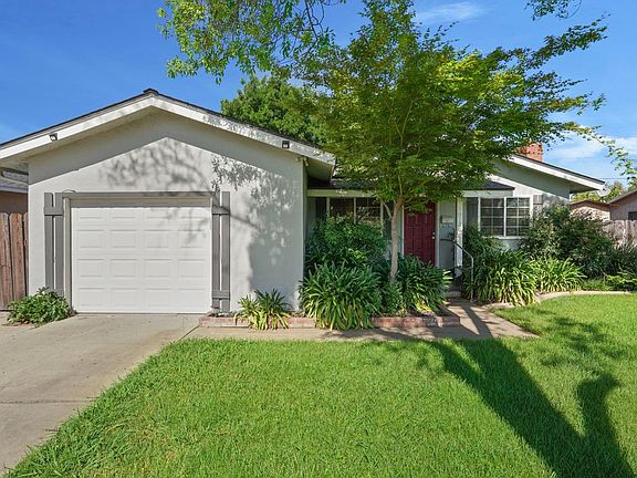 2nd image of 3073 Nottingham Ln
