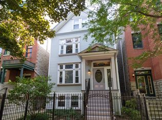 855 W Roscoe St #1, Chicago, IL 60657