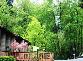 2814 Treetop Ln, West Linn, OR 97068