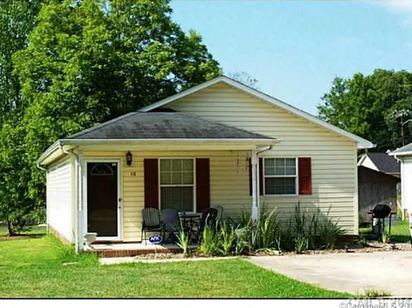 115 W Lee Ave, Bessemer City, NC 28016