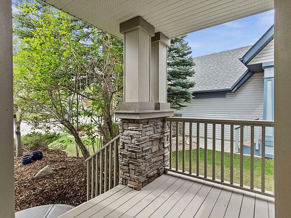 3rd image of 431 Royal Oak Cir NW