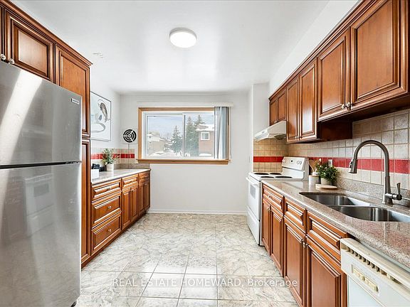 5th image of 3430 Kingston Rd #4