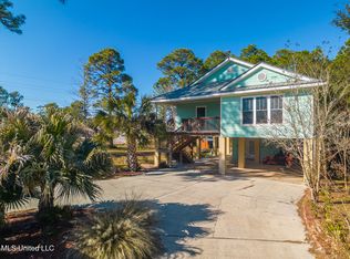4 Castle St, Pass Christian, MS 39571