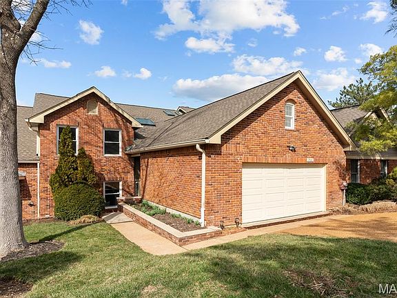2nd image of 730 Willow Spring Hill Ct