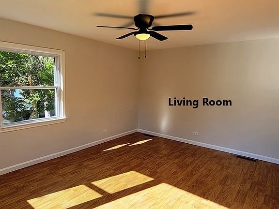 5th image of 60 Winslow Pl