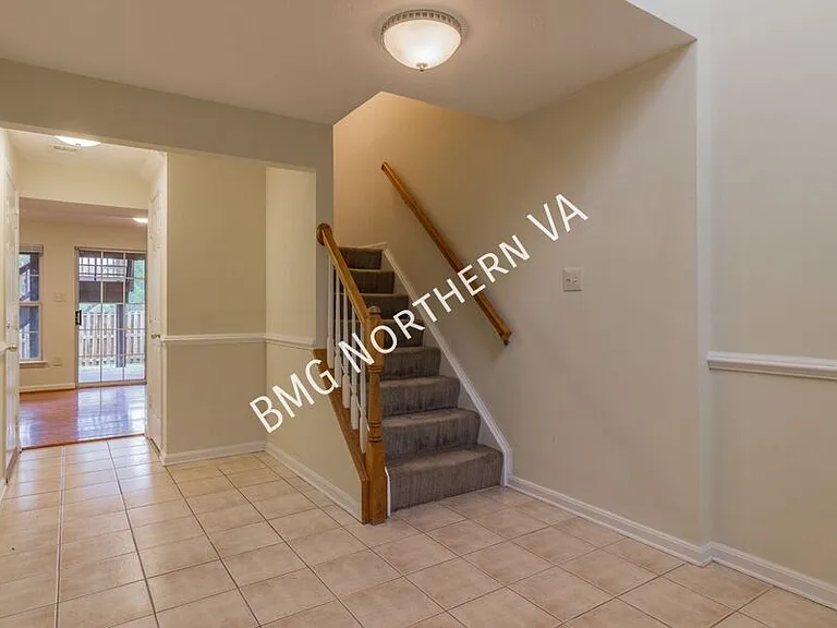 44126 Tippecanoe Ter — Photo 22