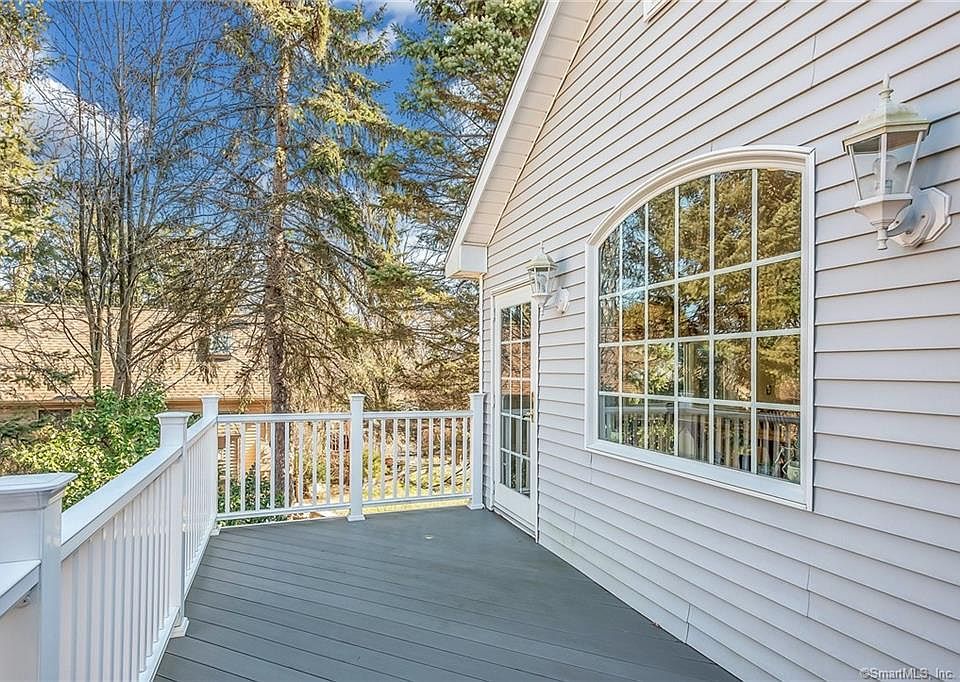 2nd image of 5 Barholm Ave
