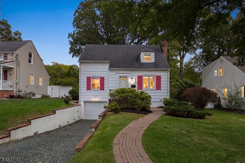 1st image of 14 Shady Ln